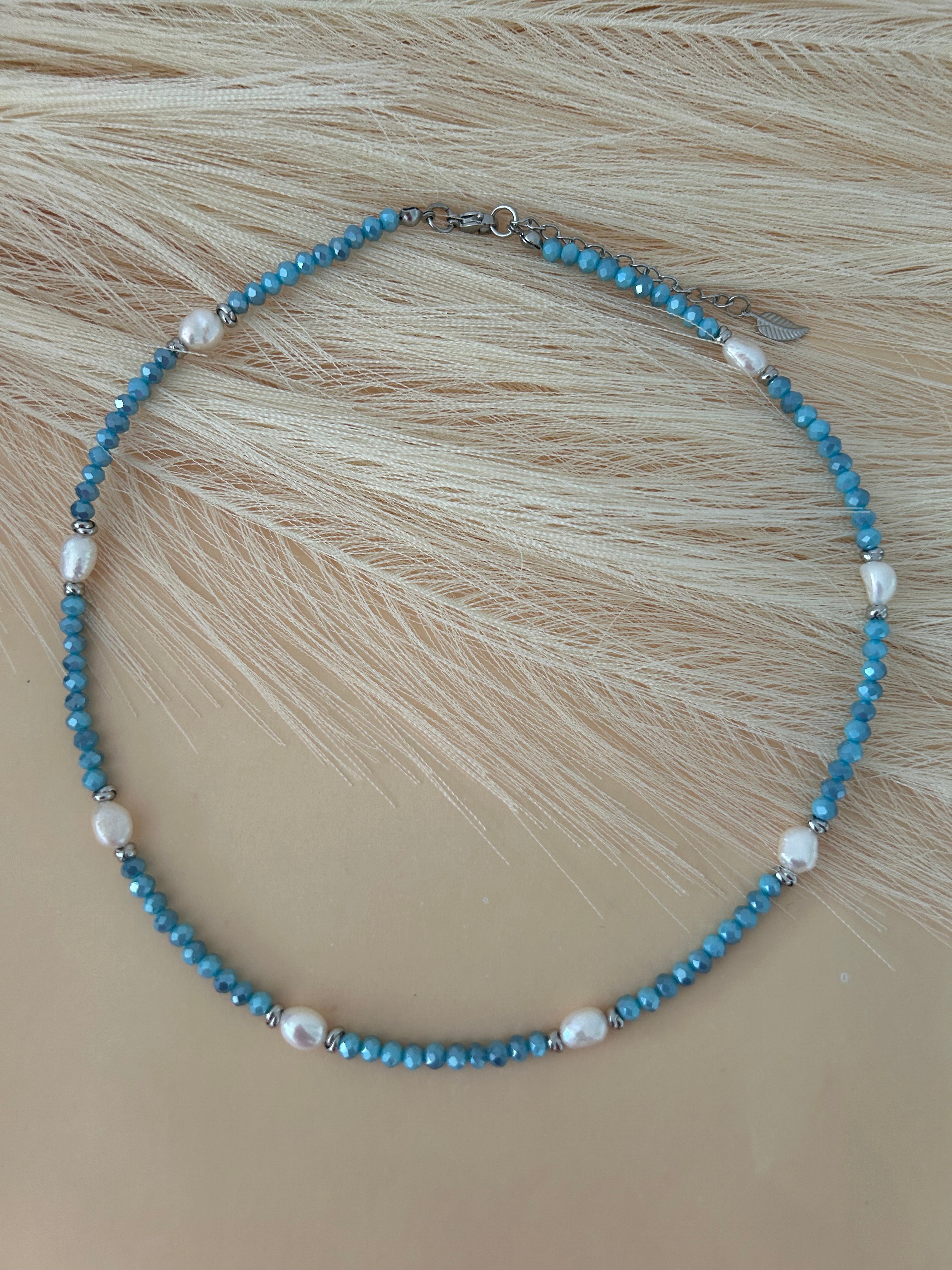 Dream Model Women's Necklace with Crystals and
Beads | Waterproof and Luminous