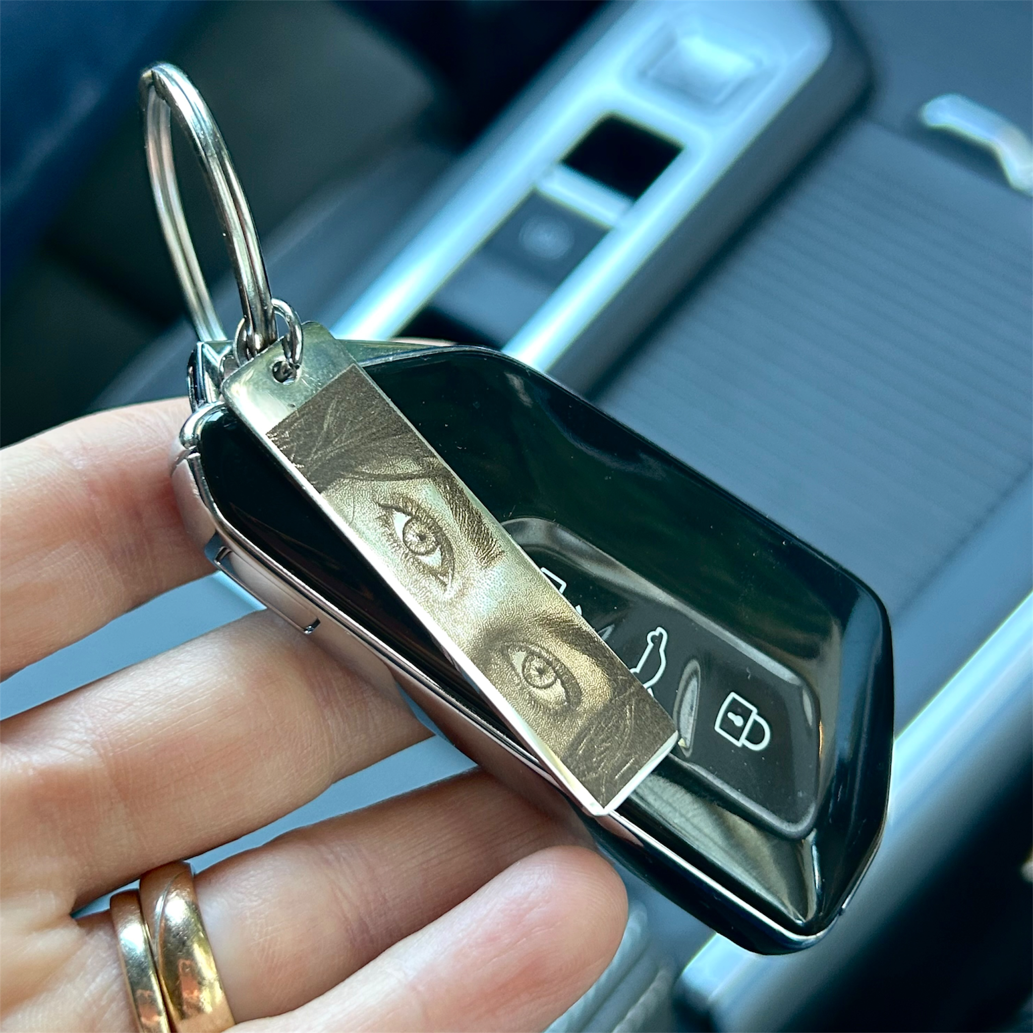 Portachiavi con foto incisione Occhi - Portachiavi con foto incisione - Incisione laser nitida e perfetta