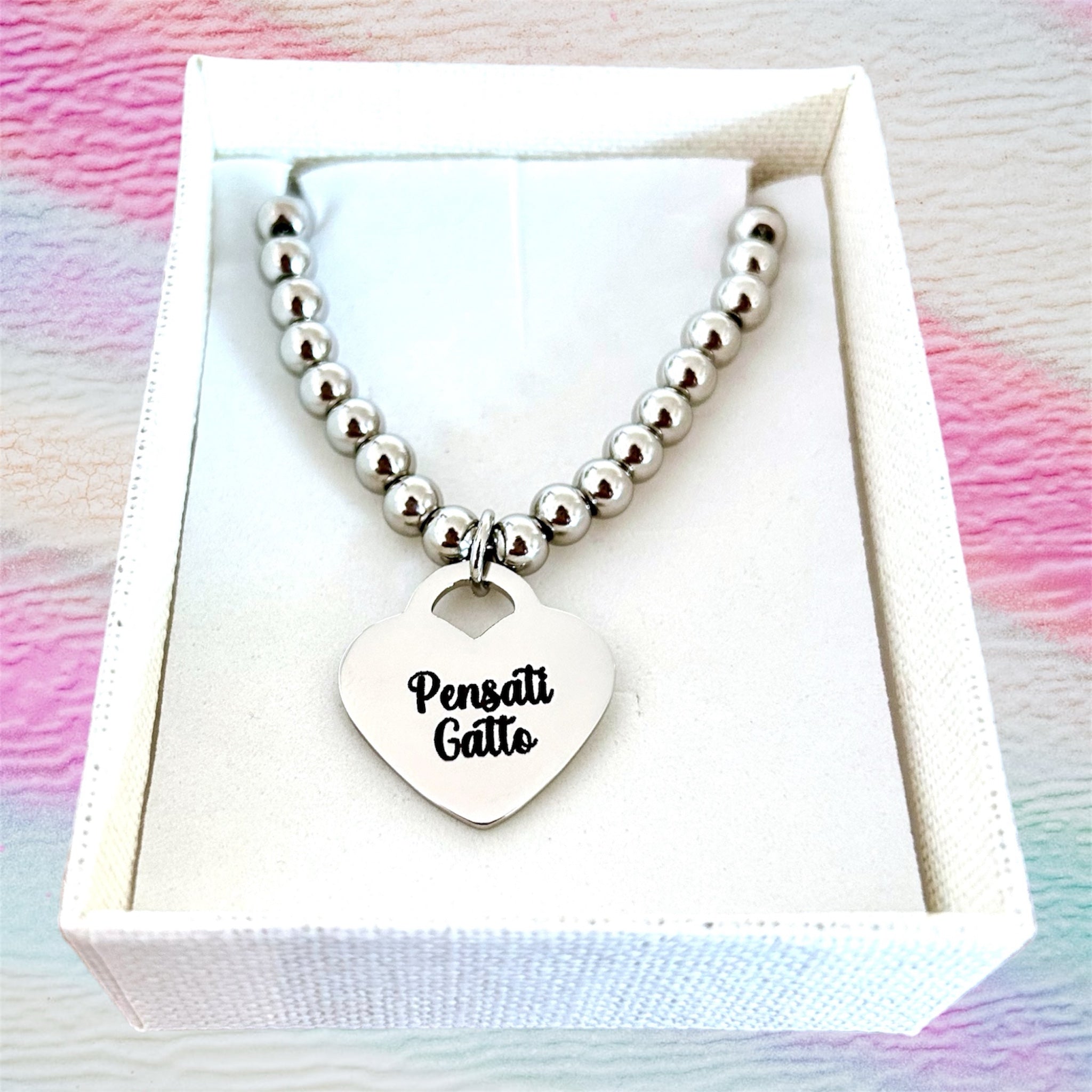 Bracciale donna personalizzato con incisione sul ciondolo a cuore - Regalo amica