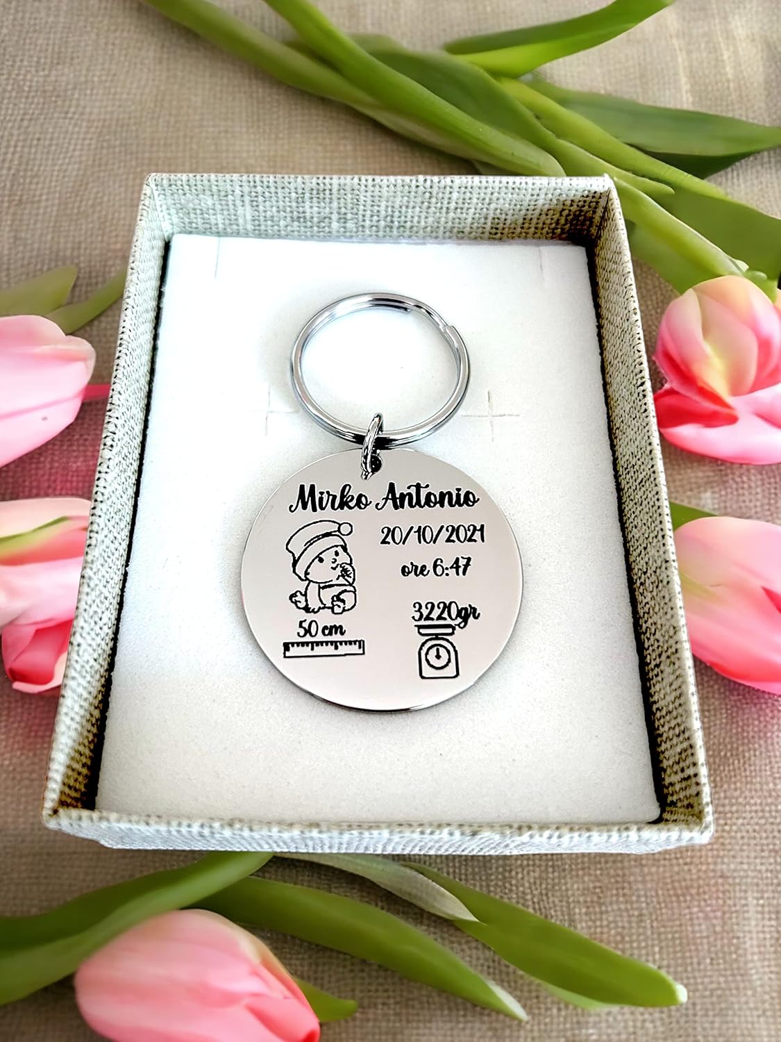 Portachiavi Nascita Bimbo Bimba - Portachiavi Nascita personalizzato - Idea regalo Nascita Bimbo Genitori - Portachiavi personalizzato con i dati del neonato - Bomboniera Battesimo