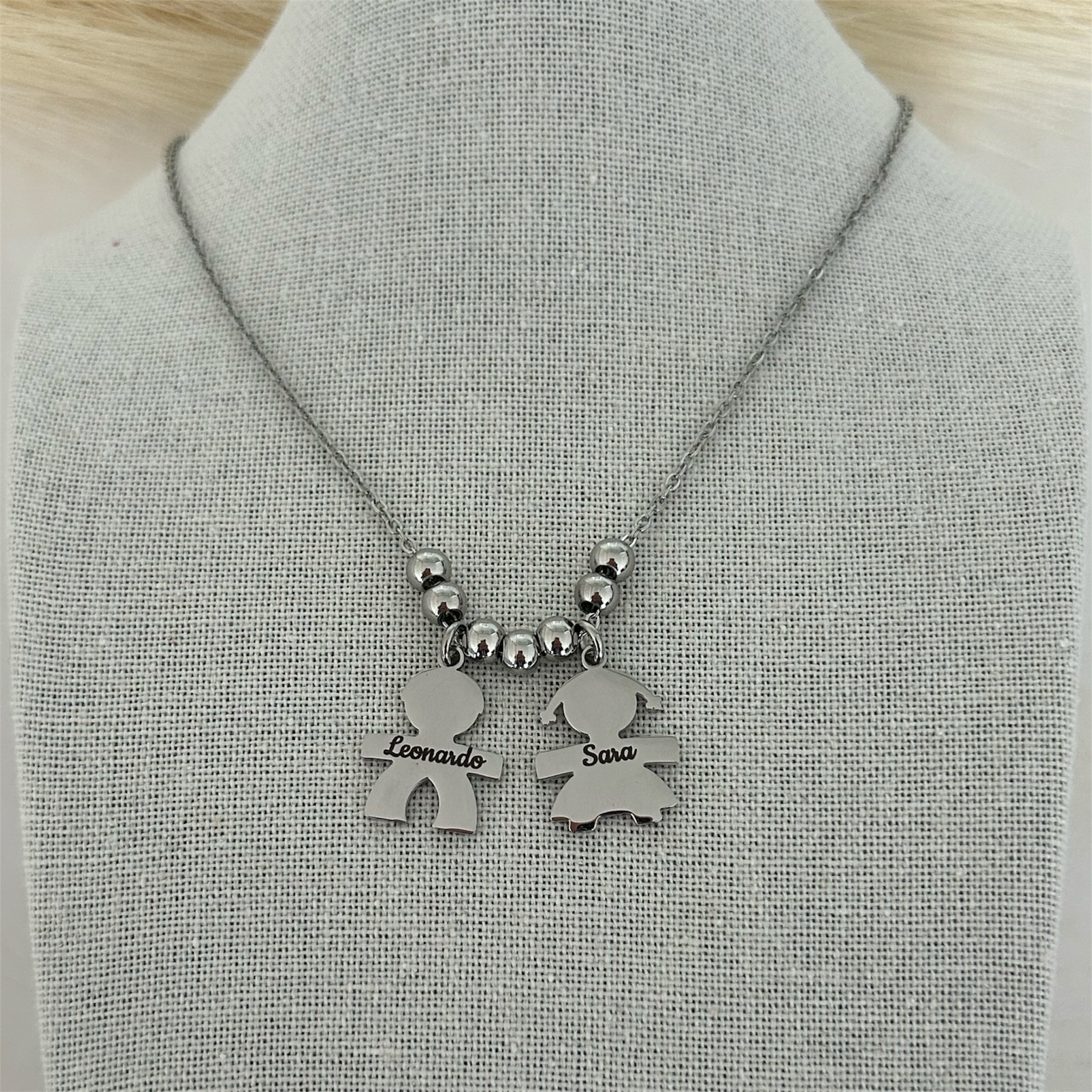 Collana per la Mamma con ciondoli Bimbi personalizzati con i nomi dei figli