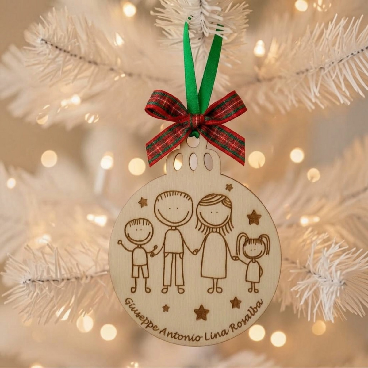 Pallina di Natale Personalizzata con i membri della famiglia | Pallina in Legno
